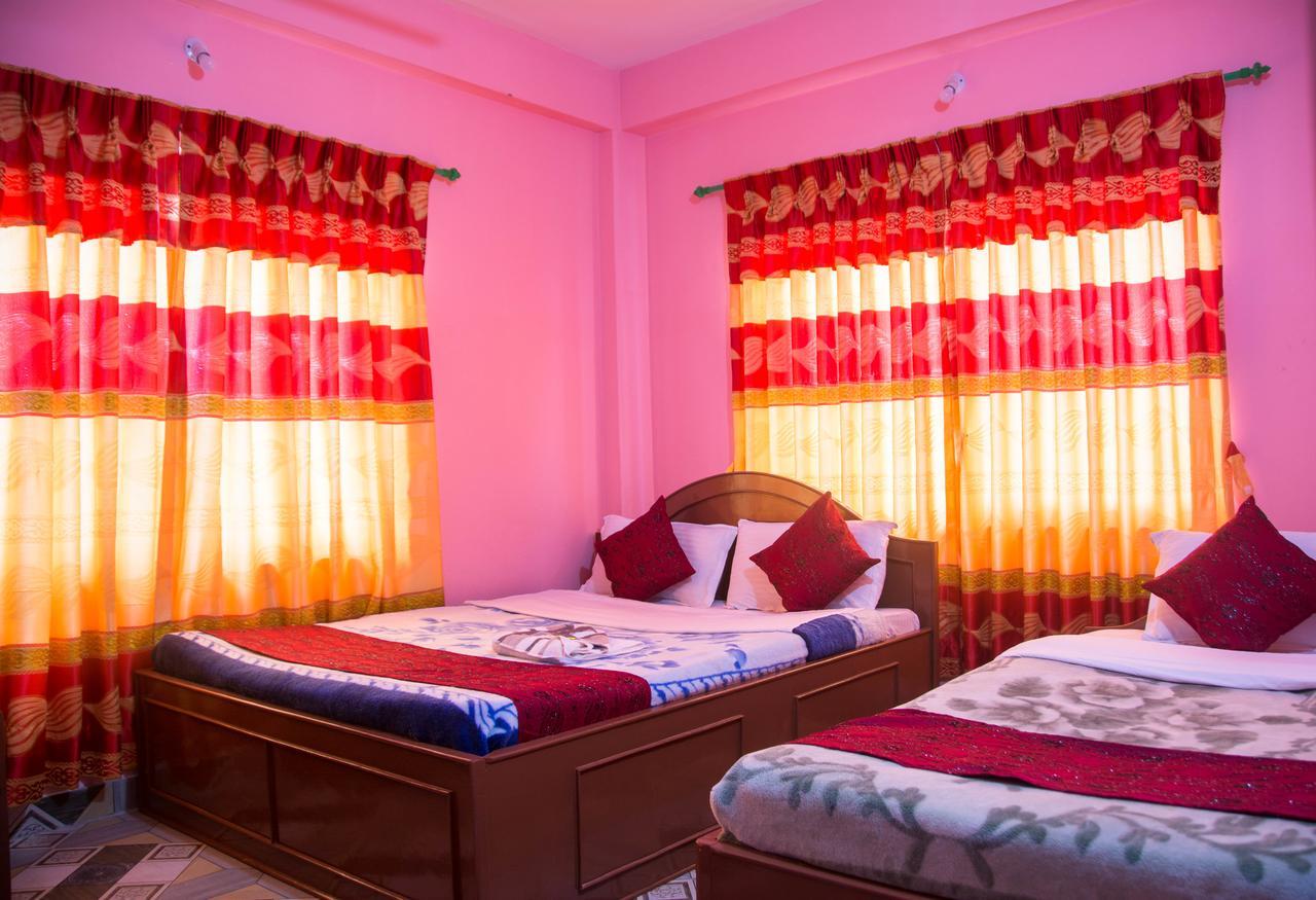 Mount Blue Tourist Hostel - โพคารา ภายนอก รูปภาพ